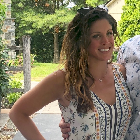 Meet your Posher, Carmen - Picture 1 of 1